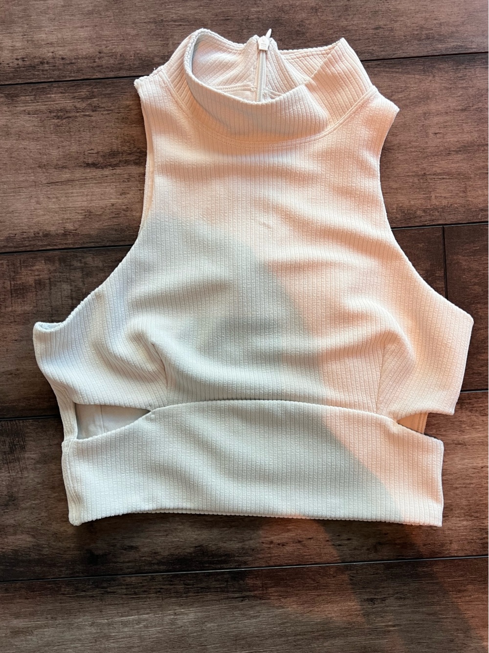 Lululemon Ribbed Softstreme Mockneck Cropped Tank Top Bone Women’s Small - Picture 4 of 14